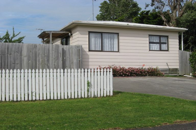Photo of property in 8 Mikasa Place, Mangere, Auckland, 2022