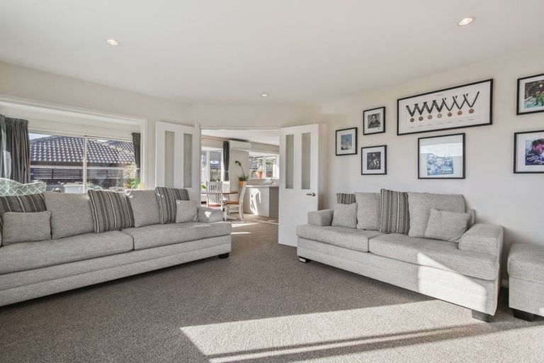 Photo of property in 26 Brightstone Crescent, Aranui, Christchurch, 8061