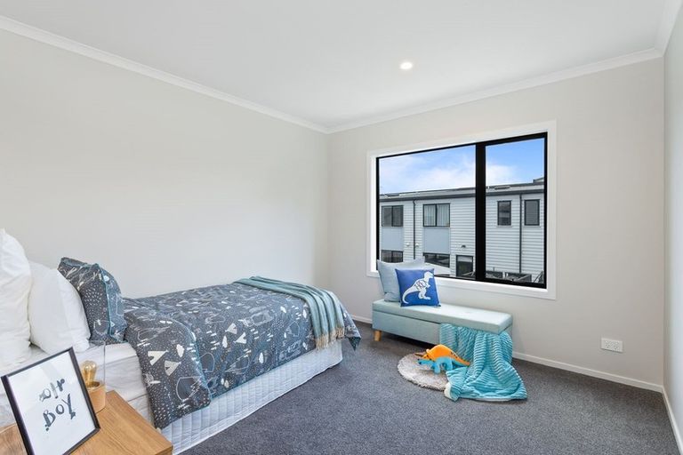 Photo of property in 63 Mapou Road, Hobsonville, Auckland, 0616