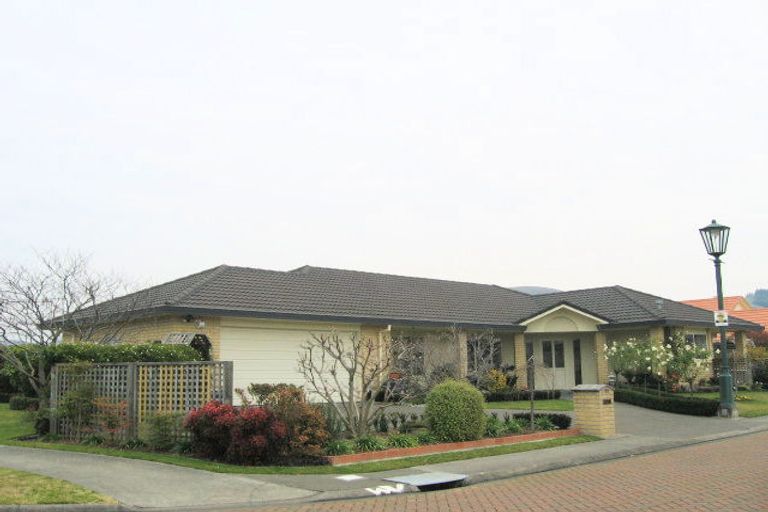 Photo of property in 22 Brompton Drive, Taradale, Napier, 4112