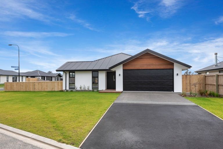 Photo of property in 53 Suffolk Drive, Kirwee, 7571