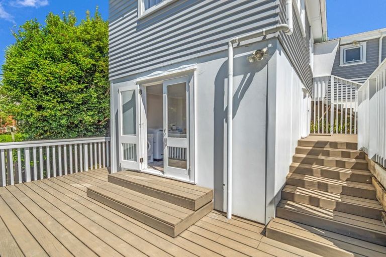 Photo of property in 90 Glendale Road, Glen Eden, Auckland, 0602