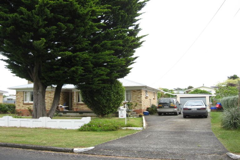 Photo of property in 36 Montgomery Avenue, Pukekohe, 2120