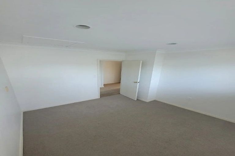 Photo of property in 79 Clovelly Road, Bucklands Beach, Auckland, 2012