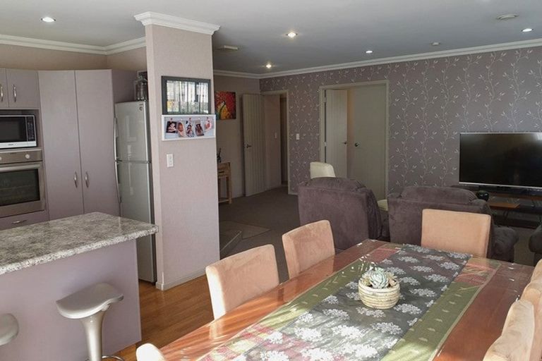 Photo of property in 13 Craig Street, Stratford, 4332