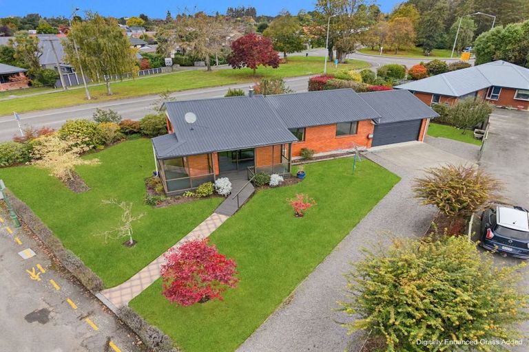 Photo of property in 47 Mckenzie Street, Geraldine, 7930