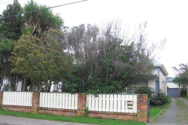 Photo of property in 77 Wakefield Street, Alicetown, Lower Hutt, 5010
