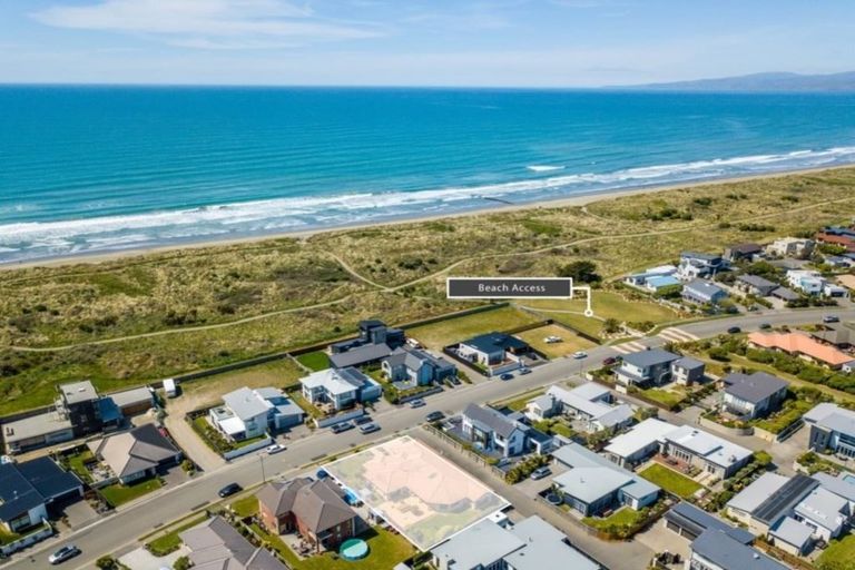 Photo of property in 103 Aston Drive, Waimairi Beach, Christchurch, 8083