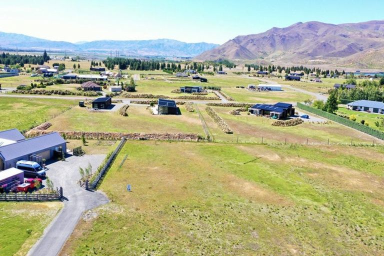 Photo of property in 23 Peak Drive, Twizel, 7901