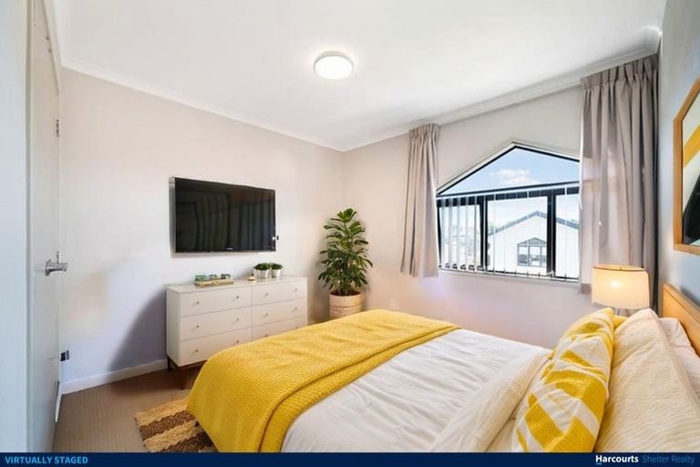 Photo of property in St Claire Village, 12/172 Mcleod Road, Te Atatu South, Auckland, 0610