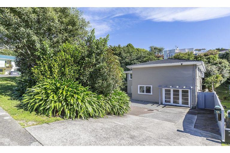 Photo of property in 56 Lincoln Avenue, Tawa, Wellington, 5028