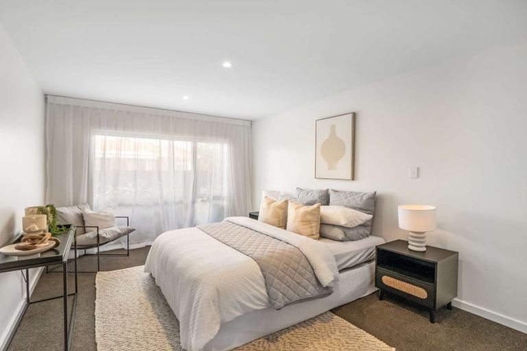 Photo of property in 1/42 Northcote Road, Northcote, Christchurch, 8052