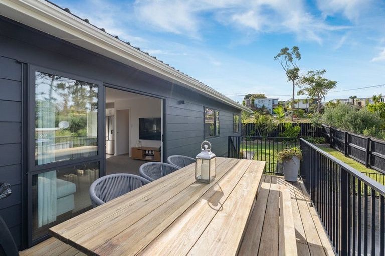 Photo of property in 85b Rosario Crescent, Red Beach, 0932