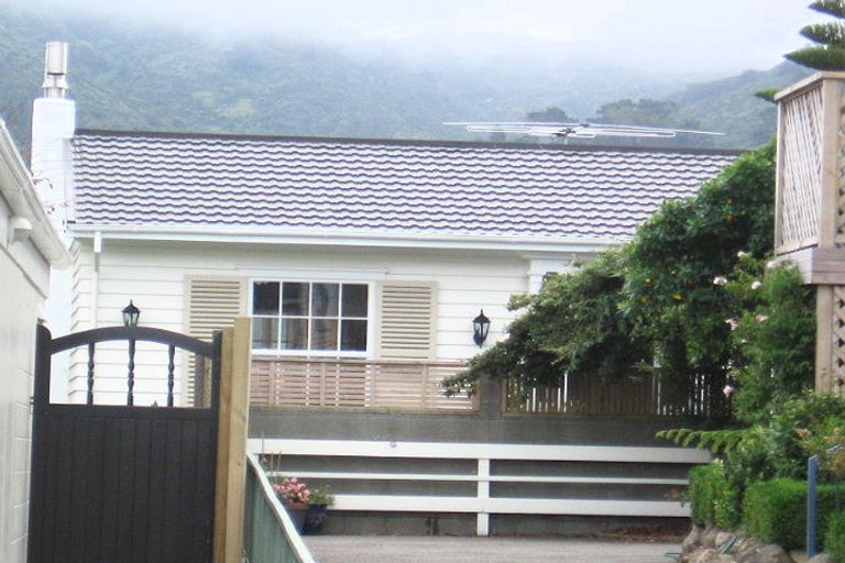 Photo of property in 42 Jubilee Road, Khandallah, Wellington, 6035