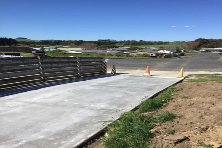 Photo of property in 37 Porritt Place, Waipukurau, 4200