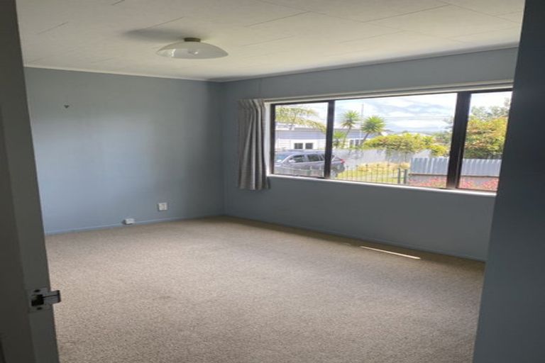 Photo of property in 59 Charles Street, Westshore, Napier, 4110
