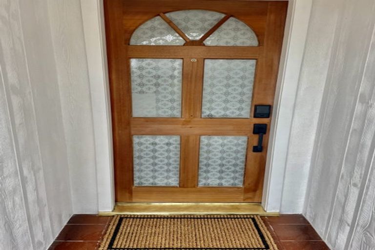 Photo of property in 2/28 Summit Drive, Torbay, Auckland, 0630