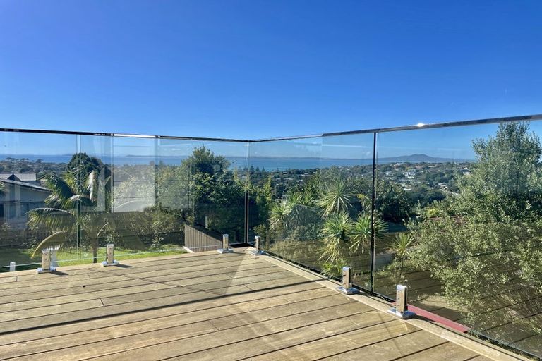 Photo of property in 2/28 Summit Drive, Torbay, Auckland, 0630