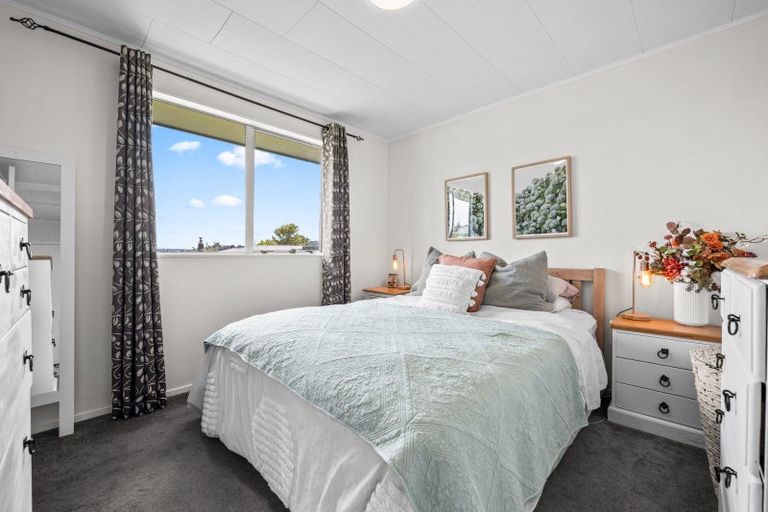 Photo of property in 1/63 Rosier Road, Glen Eden, Auckland, 0602