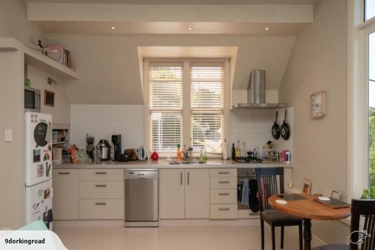 Photo of property in 11 Dorking Road, Brooklyn, Wellington, 6021