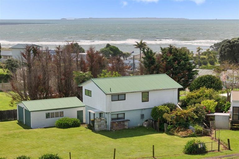 Photo of property in 26 Te Awhe Road, Maketu, 3189