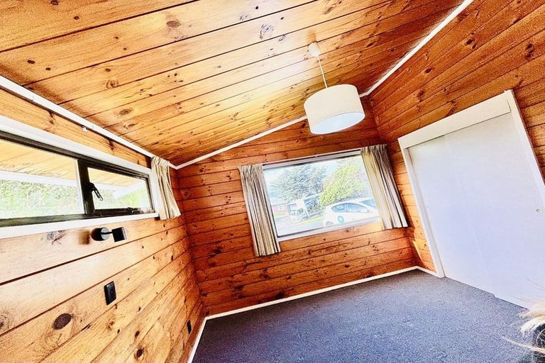Photo of property in 10 Hicks Close, Whitby, Porirua, 5024