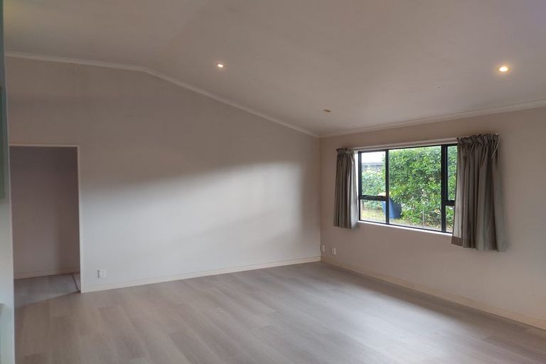 Photo of property in 287 Royal Road, Massey, Auckland, 0614
