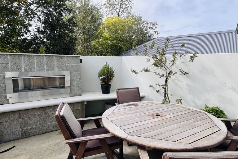 Photo of property in 5/52 Fendalton Road, Fendalton, Christchurch, 8014