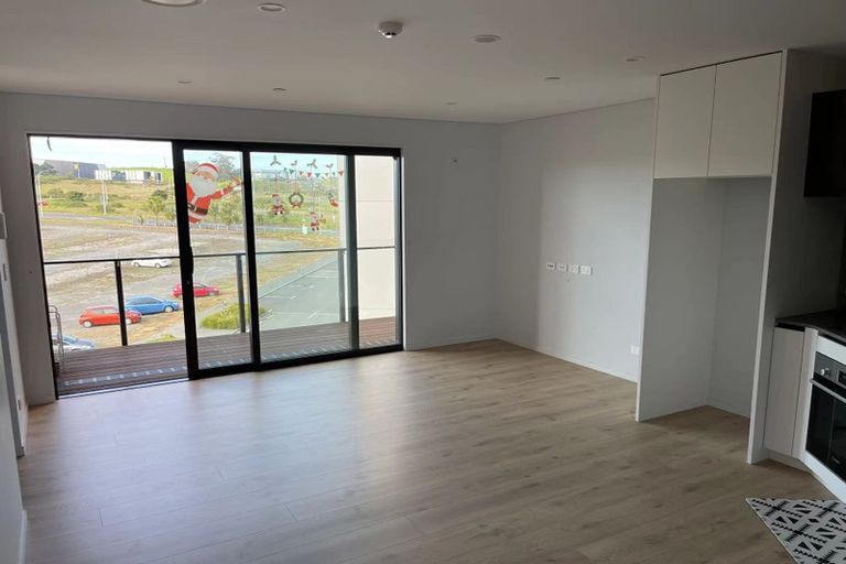 Photo of property in 323/3 Kaipiho Lane, Albany, Auckland, 0632