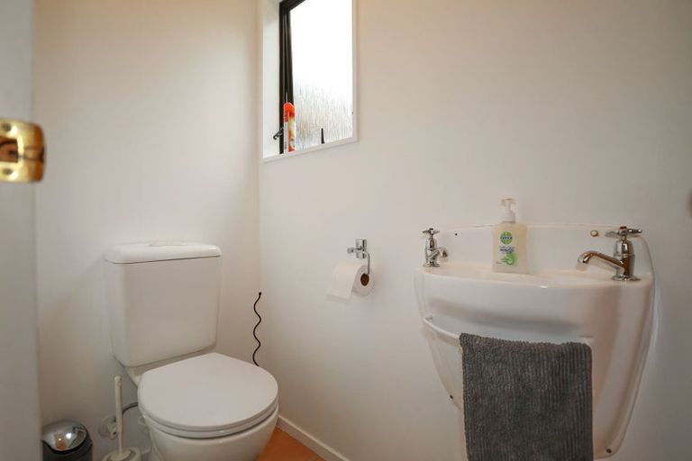 Photo of property in 69 Ngamotu Road, Hilltop, Taupo, 3330