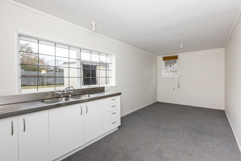 Photo of property in 16 Arnold Street, Onekawa, Napier, 4110