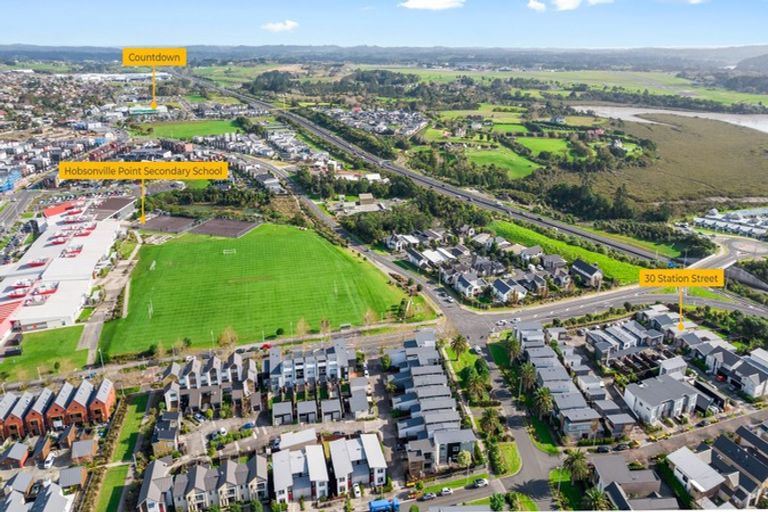 Photo of property in 30 Station Street, Hobsonville, Auckland, 0618