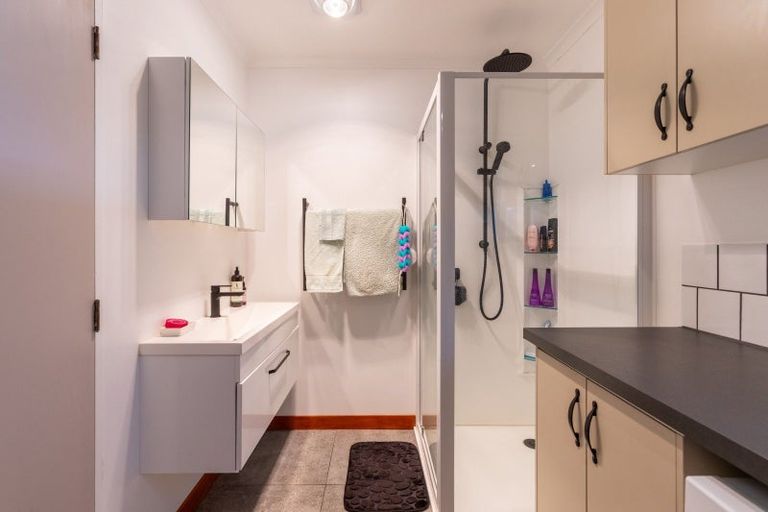 Photo of property in 63 Burgoyne Street, Woodville, 4920