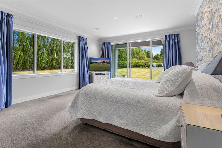 Photo of property in 71 Hussey Road, Northwood, Christchurch, 8051