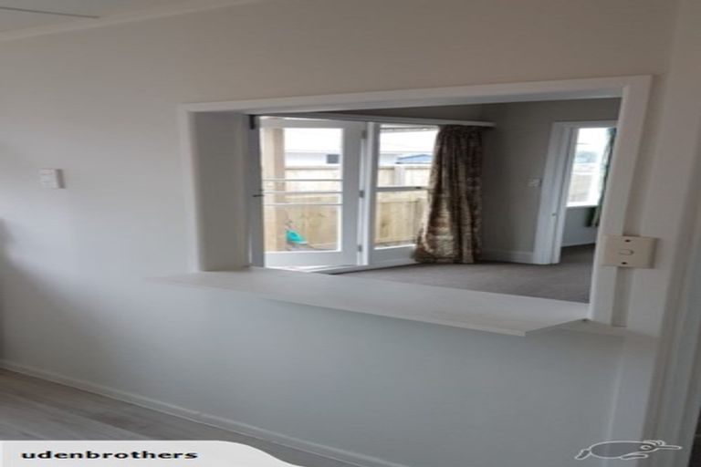 Photo of property in 10 Norwich Street, Linwood, Christchurch, 8062