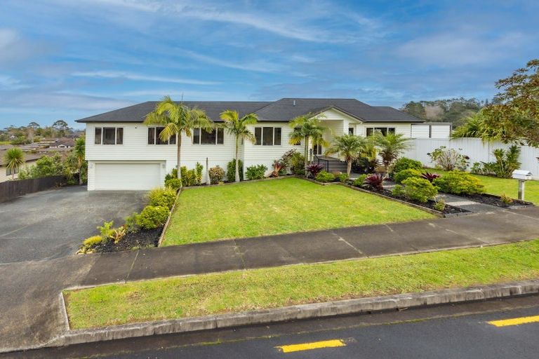 Photo of property in 21 Hornbill Drive, Fairview Heights, Auckland, 0632