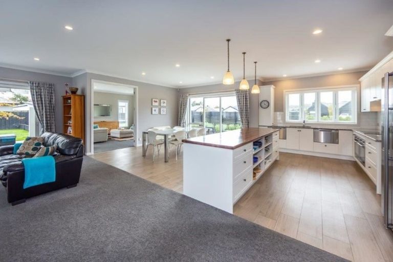 Photo of property in 23 Provincial Road, Halswell, Christchurch, 8025