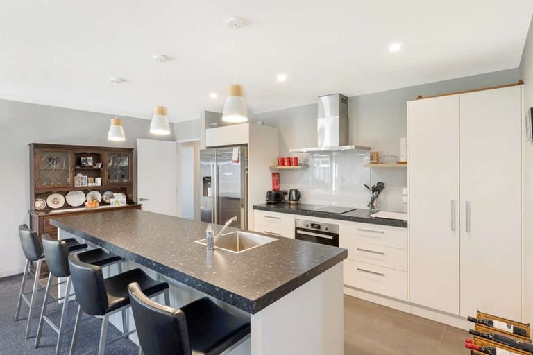 Photo of property in 12 Waimarie Street, Pegasus, 7612