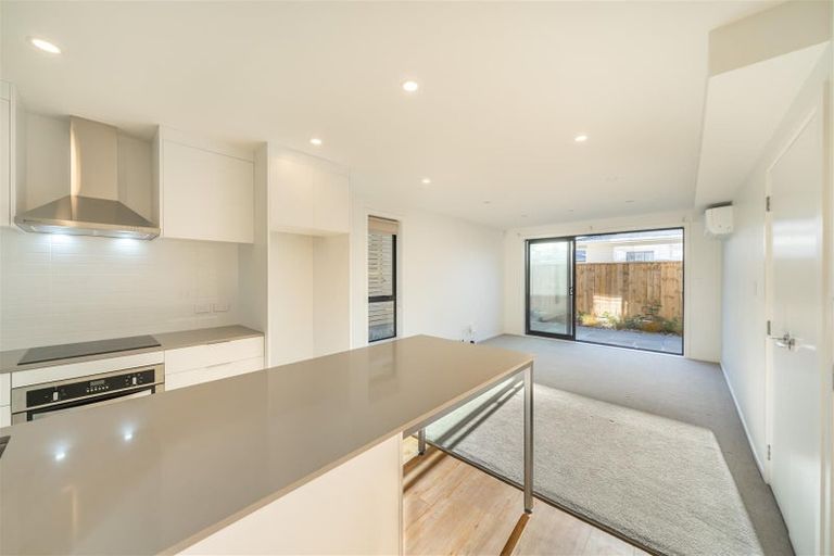 Photo of property in 5/27 Main Road, Wainuiomata, Lower Hutt, 5014