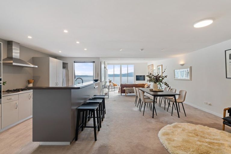 Photo of property in 353a Karaka Bay Road, Karaka Bays, Wellington, 6022