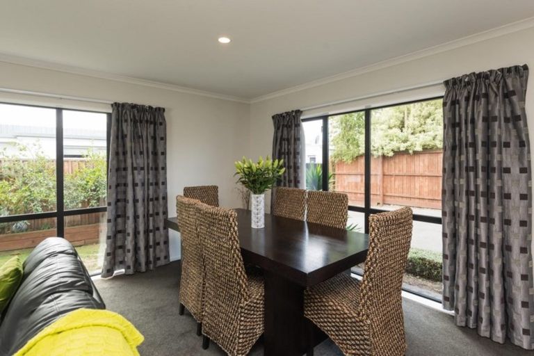 Photo of property in 7 Teagarden Close, Mairehau, Christchurch, 8052