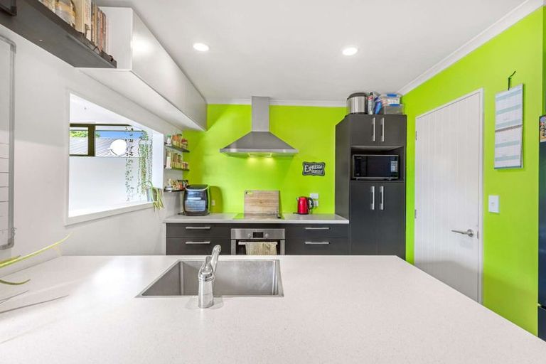 Photo of property in 64 Mcgregors Road, Bromley, Christchurch, 8062