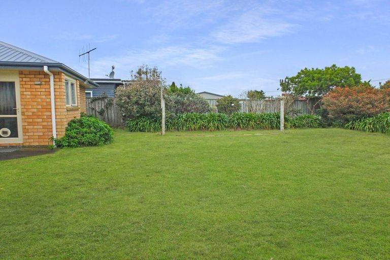 Photo of property in 62 Andrews Street, Foxton Beach, Foxton, 4815