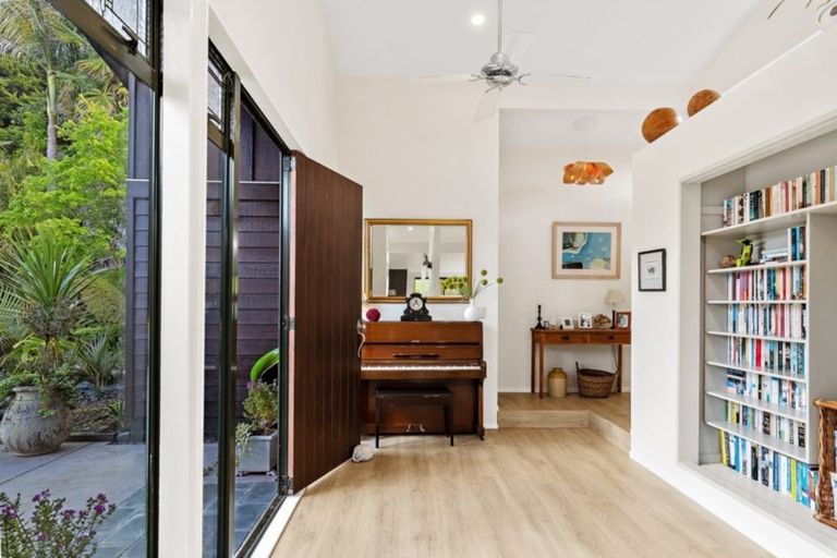 Photo of property in 115 Hepburn Creek Road, Warkworth, 0981