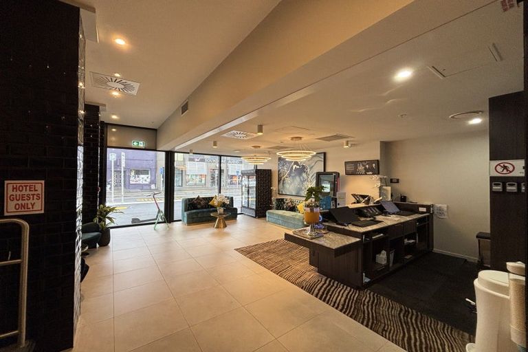 Photo of property in Proximity Apartment Hotel, 172 Thorndon Quay, Pipitea, Wellington, 6011