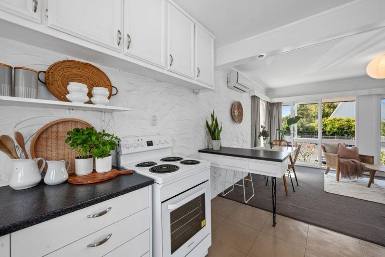 Photo of property in 6/1 Glen Road, Browns Bay, Auckland, 0630