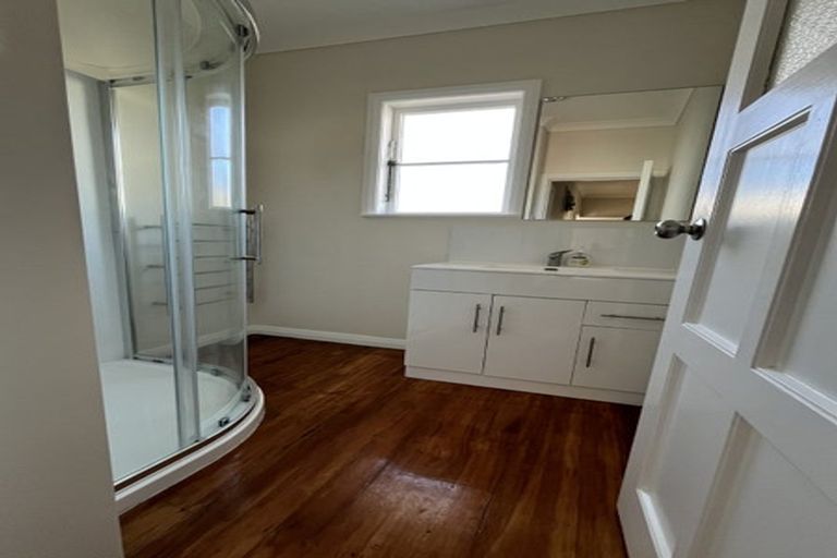 Photo of property in 11 Saint James Avenue, Boulcott, Lower Hutt, 5011