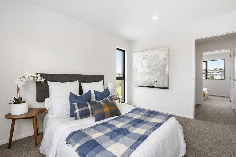 Photo of property in 4/4 Limestone Drive, Hobsonville, Auckland, 0616