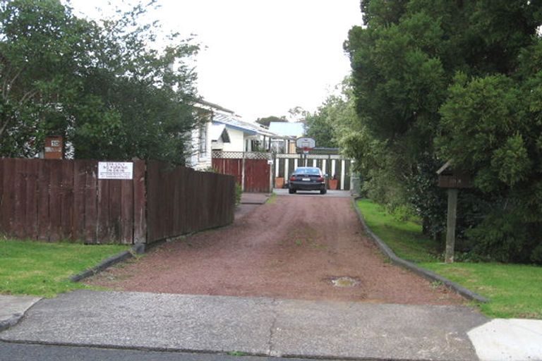 Photo of property in 10 Hikurangi Street, Te Atatu Peninsula, Auckland, 0610
