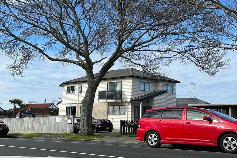 Photo of property in 1/41 Butley Drive, Farm Cove, Auckland, 2012
